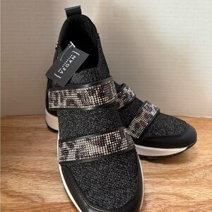 Bernie Mev Women’s Vegan-on Slip Sneakers Rhinestone straps Size EU 41 US 10